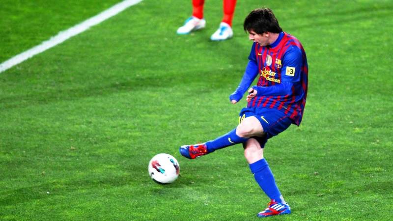 Kiến Tạo Trong Bóng Đá Là Gì? Vai Trò Của Những Pha Kiến Tạo 4 Lionel Messi pass