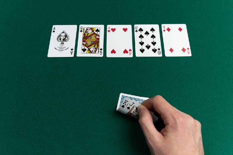 Chiến lược chơi Texas Hold'em