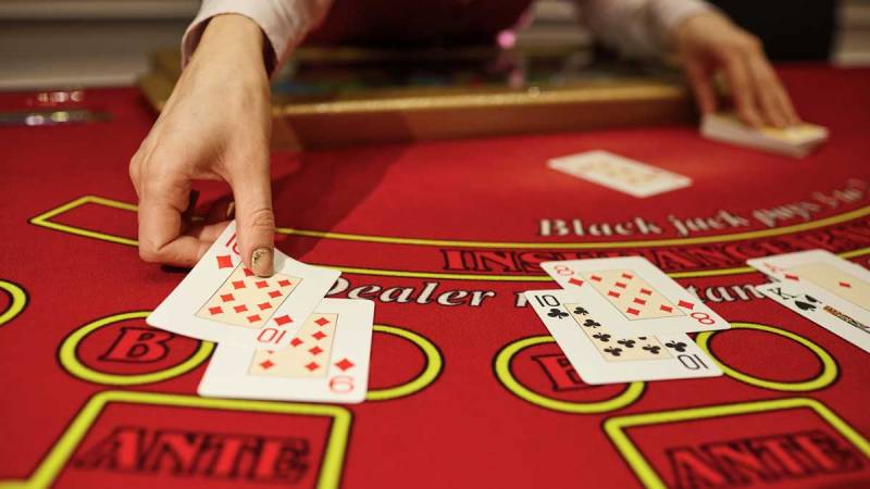 Phương Pháp Thắng Blackjack - Kỹ Thuật Và Chiến Lược 2 Nắm rõ xác suất và chiến lược cơ bản